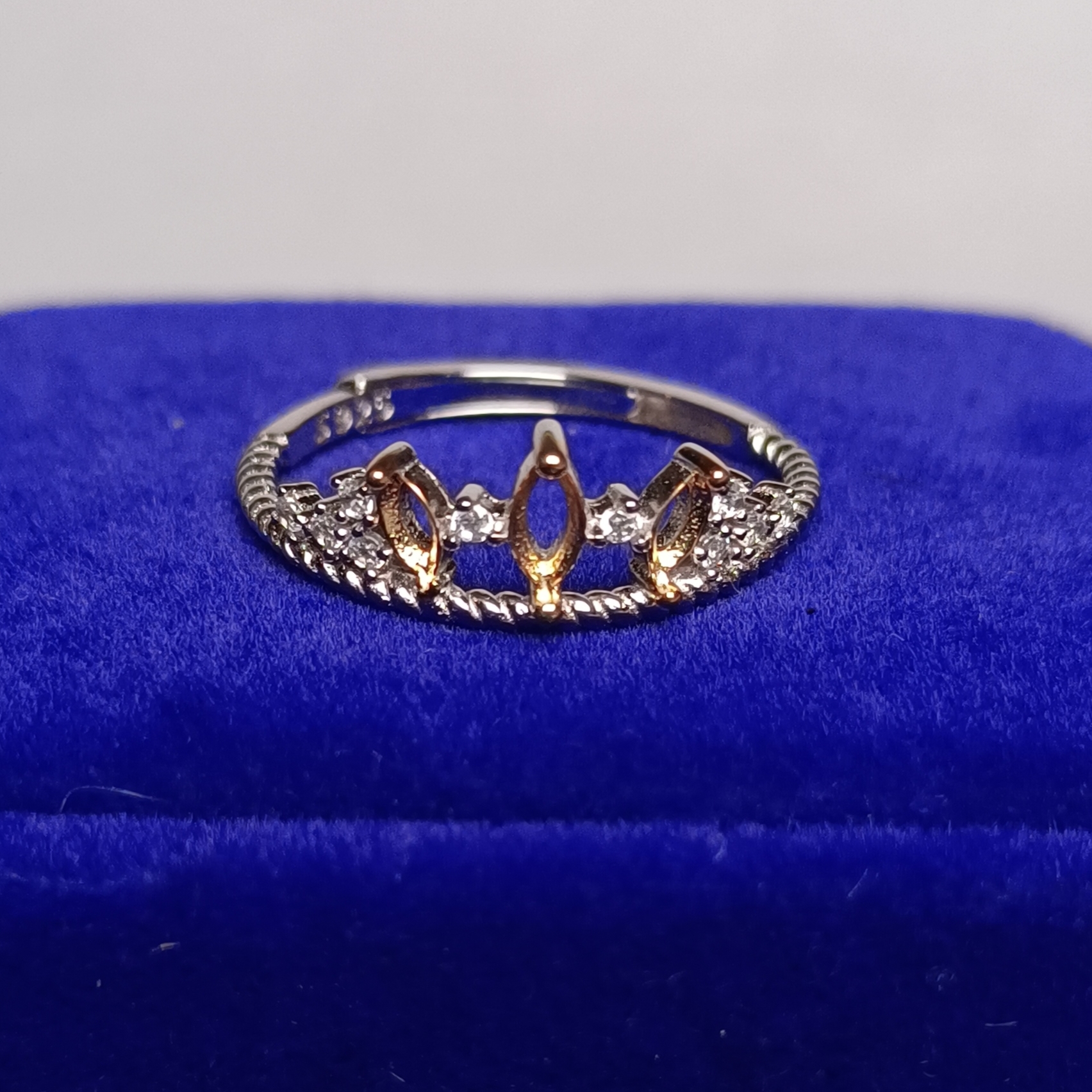 女戒馬眼2.5*5mm空托