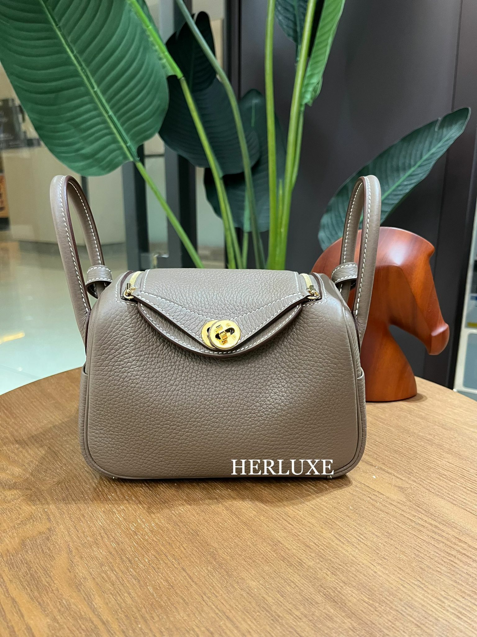 Lindy mini 18 etoupe cc tc B （ 99% new ）