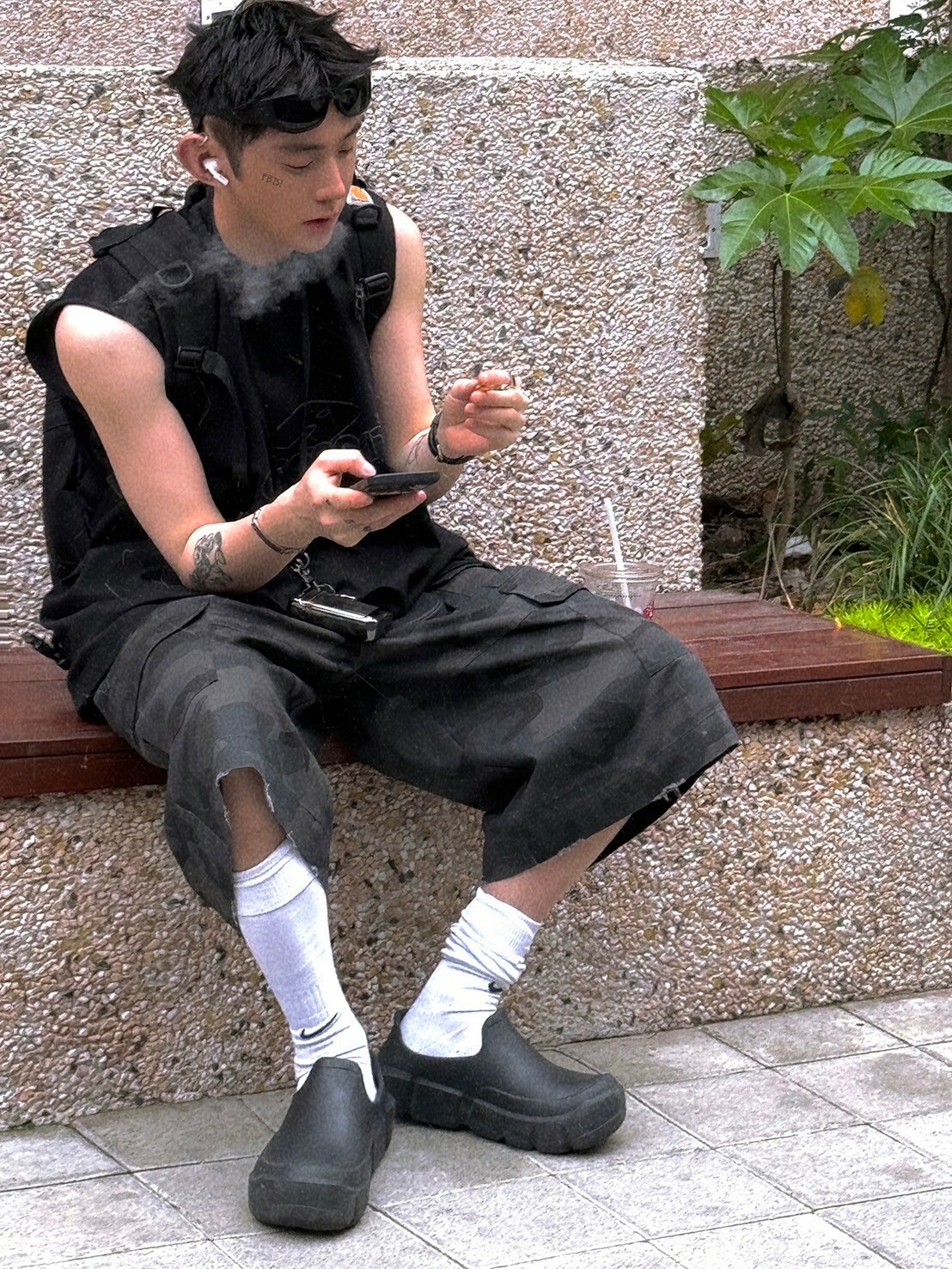 Aurocean 320克斑駁刺繡破壞背心