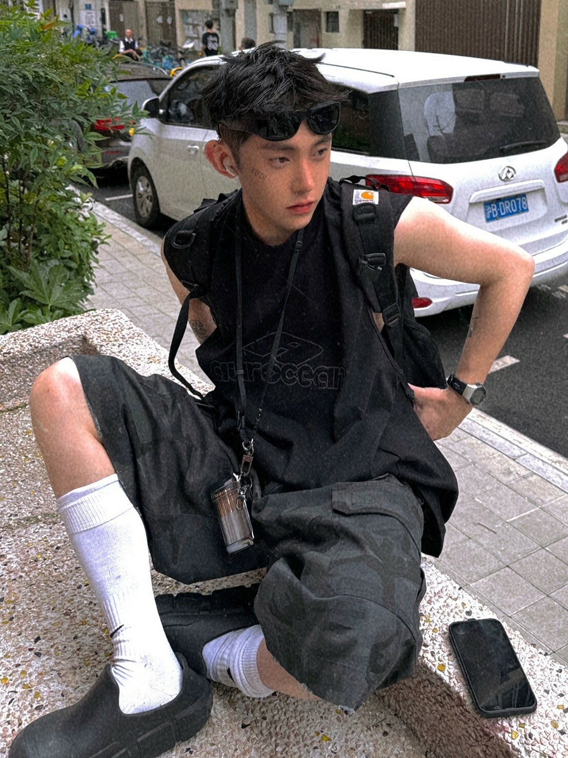 Aurocean 320克斑駁刺繡破壞背心