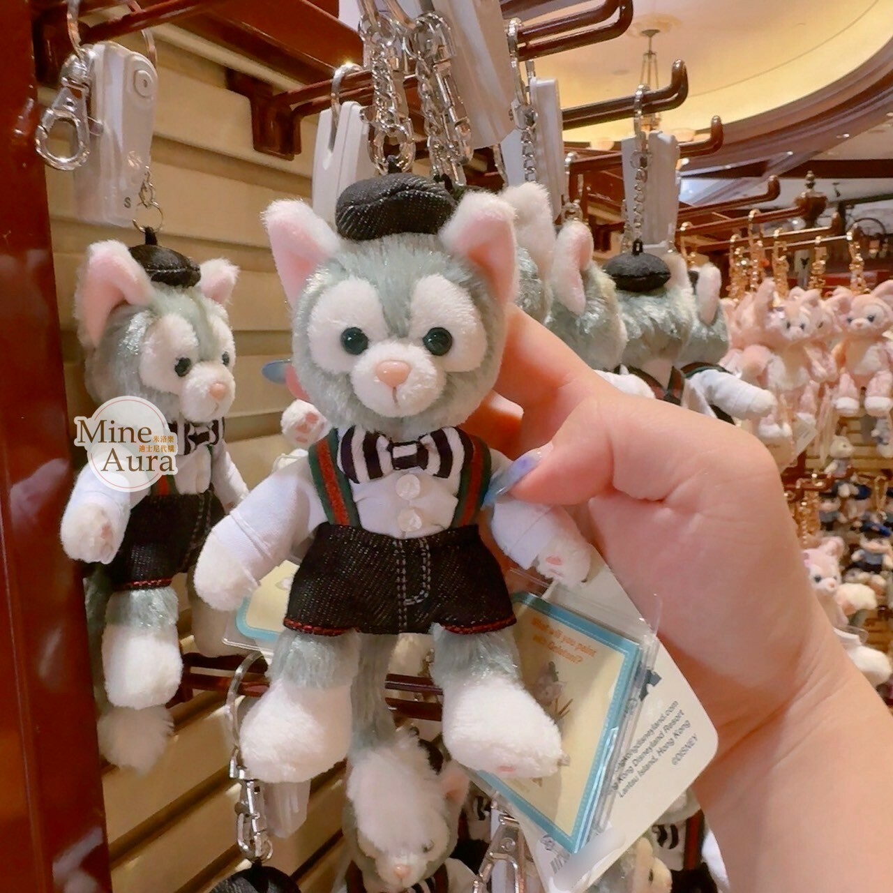 傑拉托尼 畫家貓 Gelatoni 牛仔裝造型 絨毛 吊飾 鑰匙圈 -香港迪士尼樂園