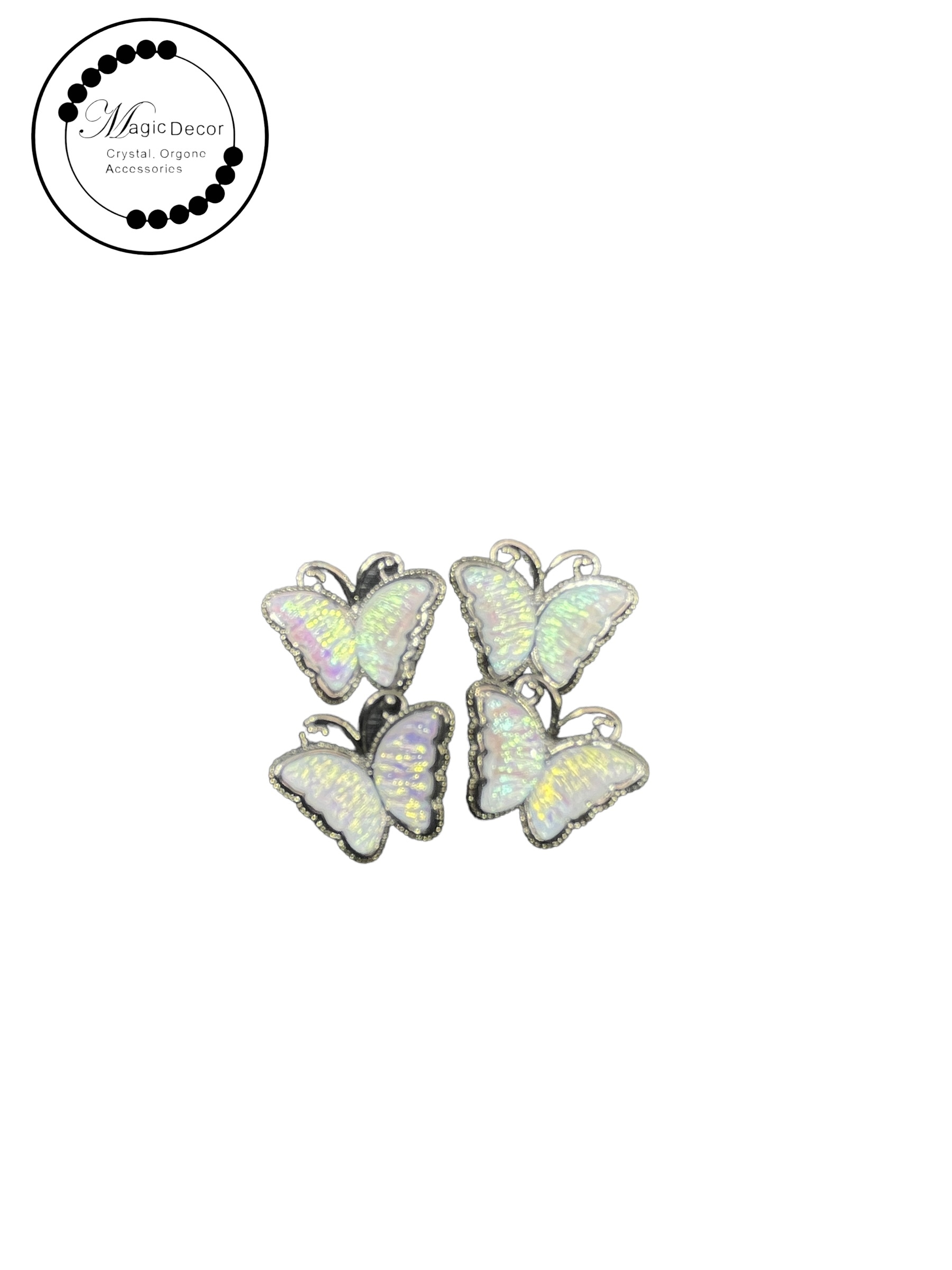 251001 - G77 白色幻彩蝴蝶隔珠1粒