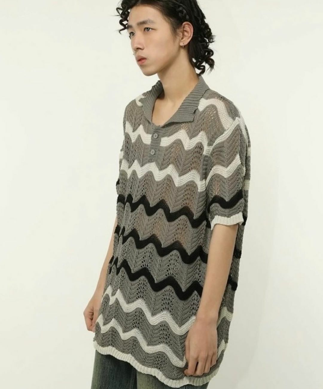 波浪鏤空配色短袖T恤