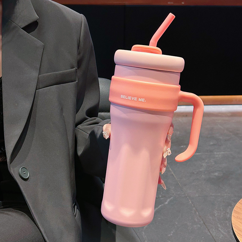 《4241》BELIEVE ME撞色大容量不鏽鋼吸管杯1250ML