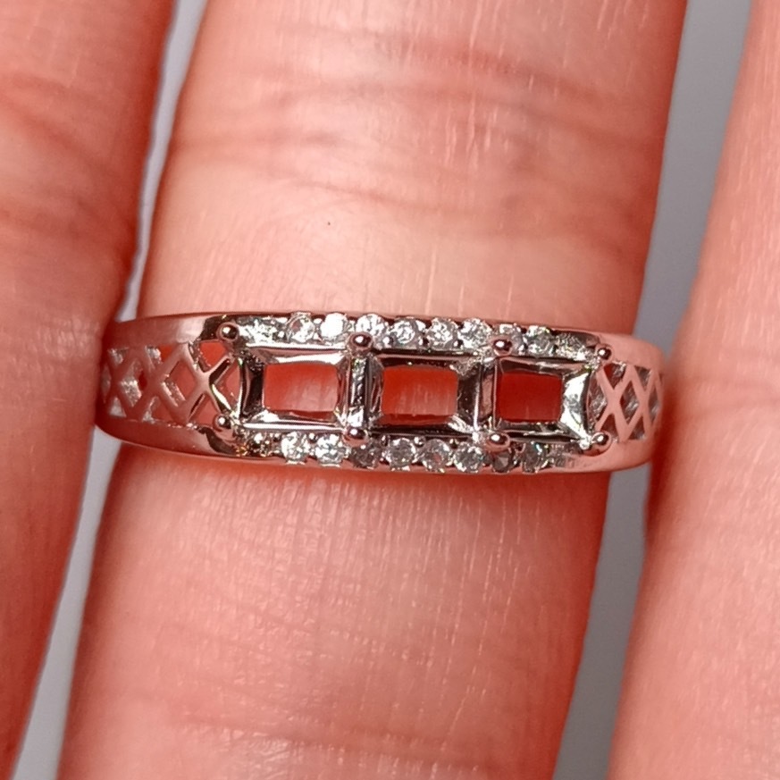 女戒方形3*4mm空托