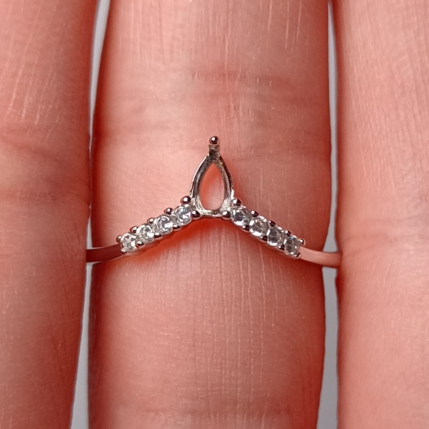 女戒水滴3*4mm空托