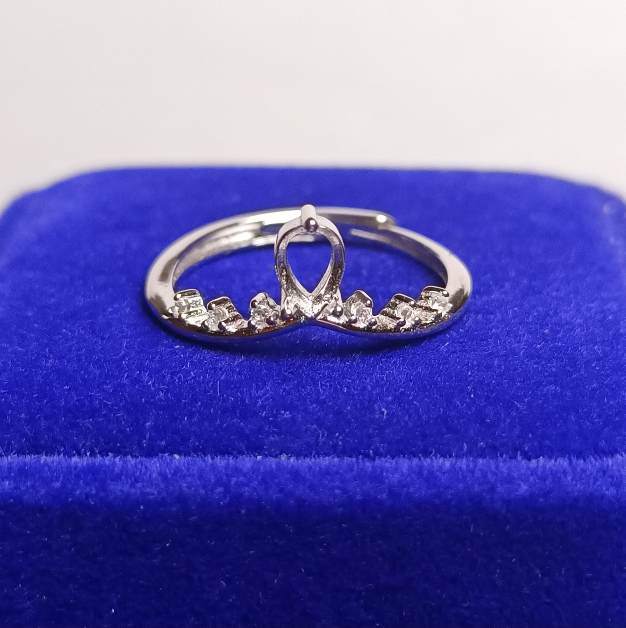 女戒水滴3*5mm空托