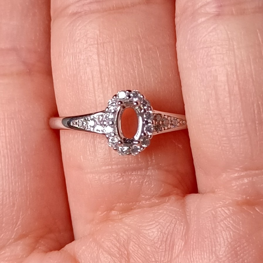 女戒橢圓3*5mm空托