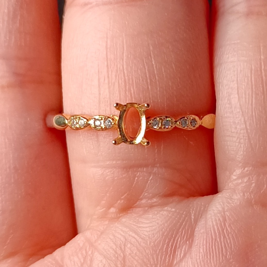 女戒橢圓3*5mm空托