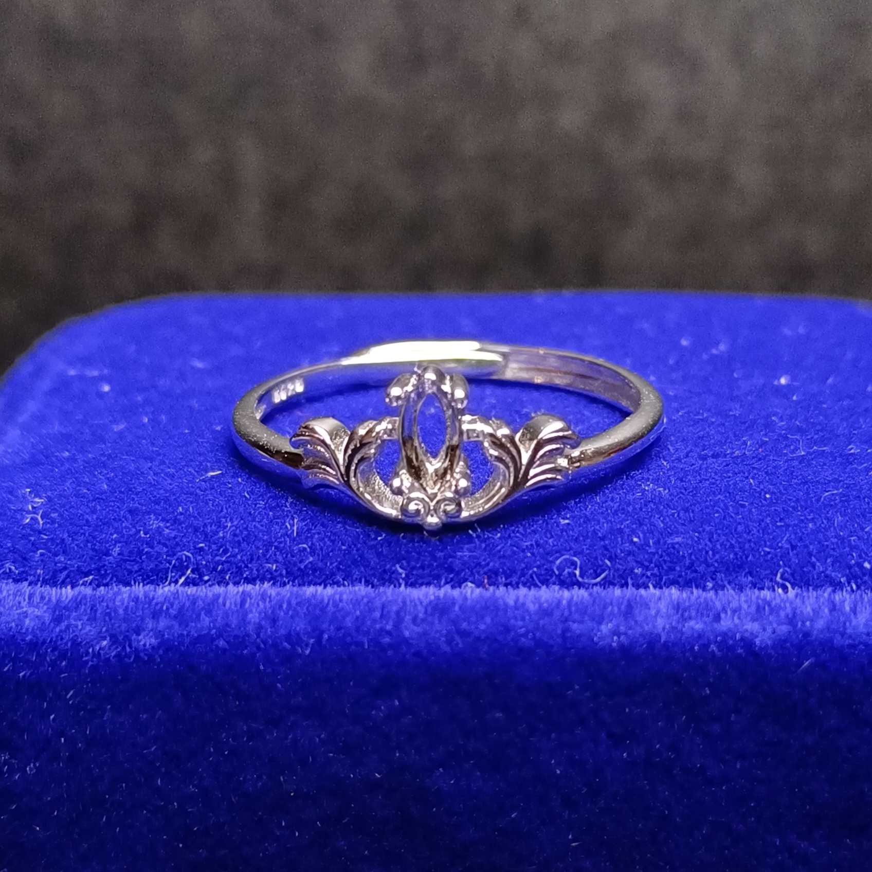 女戒馬眼3*6mm空托