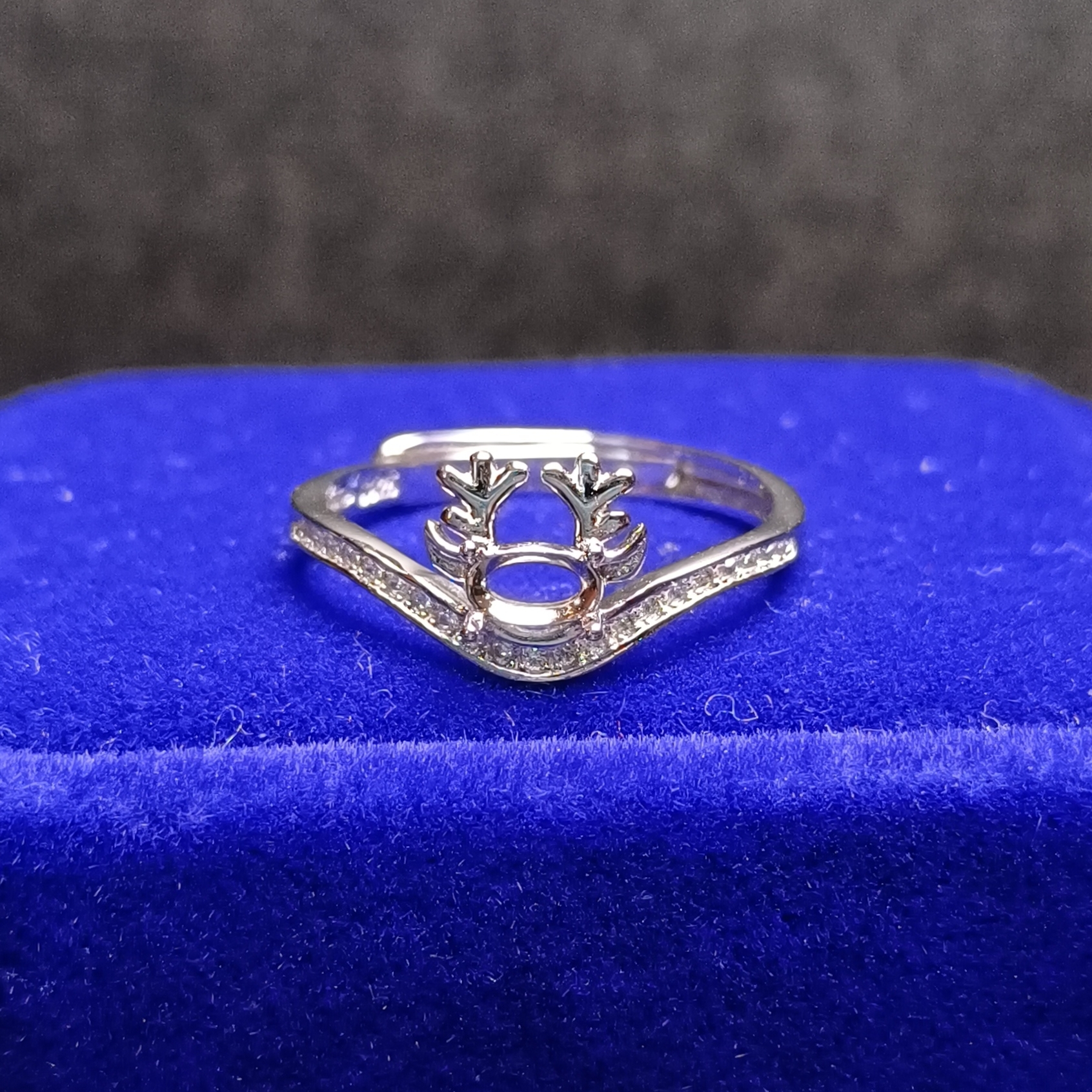 女戒橢圓3*4mm空托