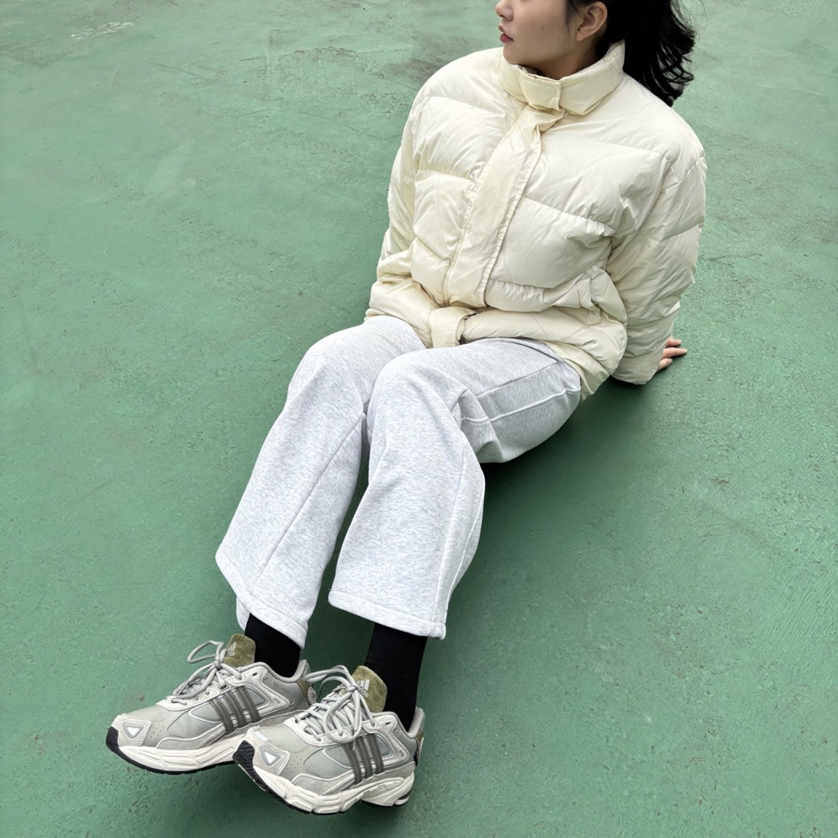 Adidas RESPONSE CL 灰綠軍綠 休閒運動鞋 男鞋綠 抗撕裂 緩衝 米白 千禧跑鞋 愛迪達 ID3142