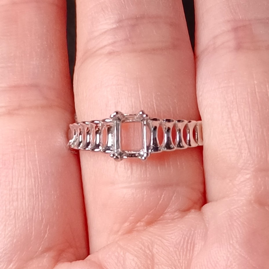 女戒方形4*6mm空托