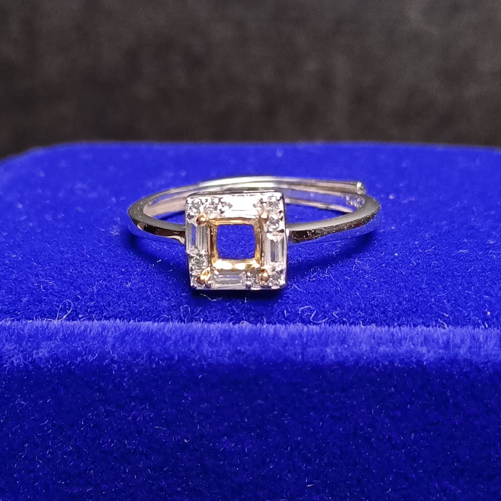 女戒方形4*4mm空托