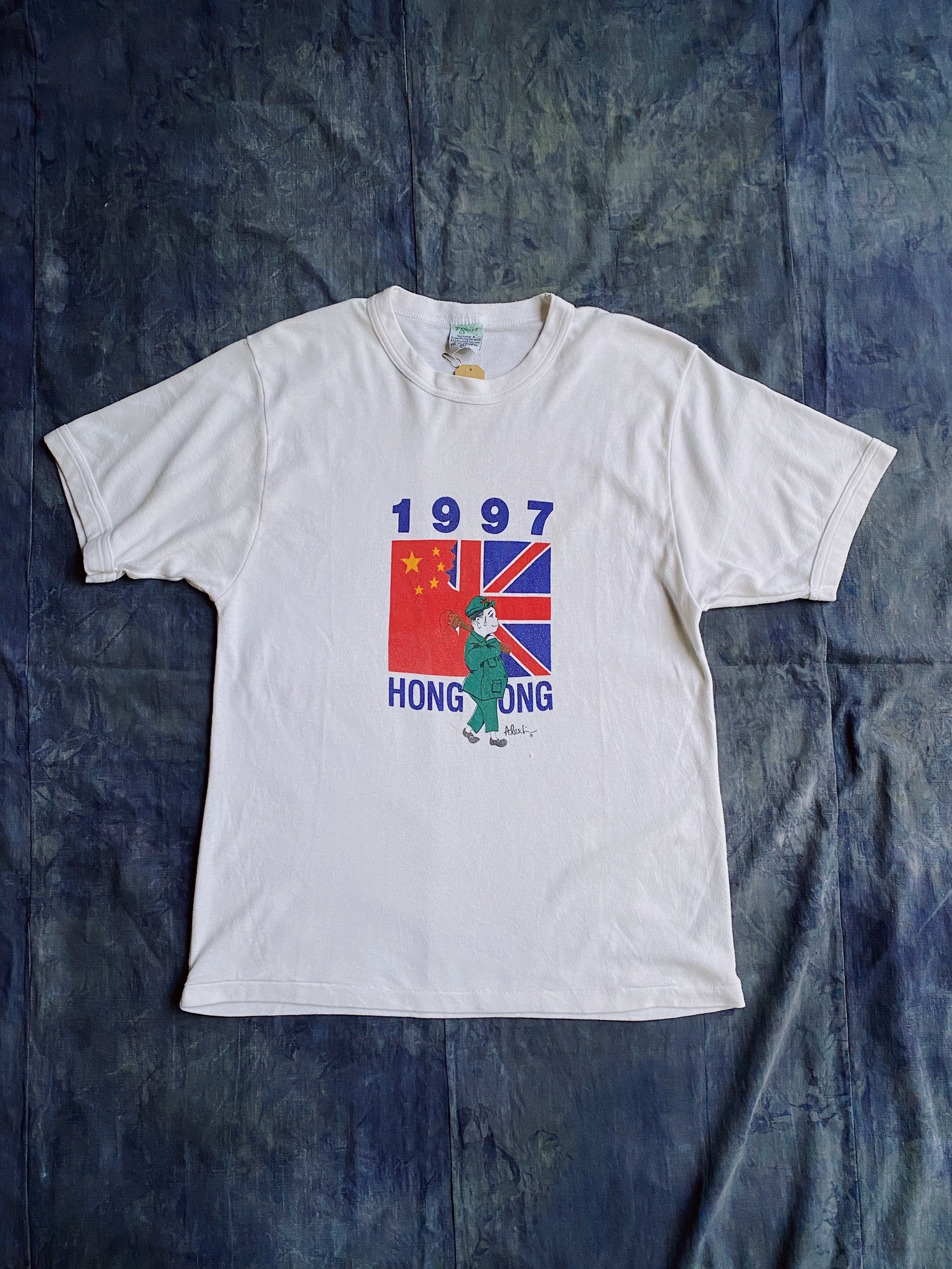 Vintage 1997 Hong Kong Handover T-shirt / 90年代香港1997回歸諷刺圖騰短踢