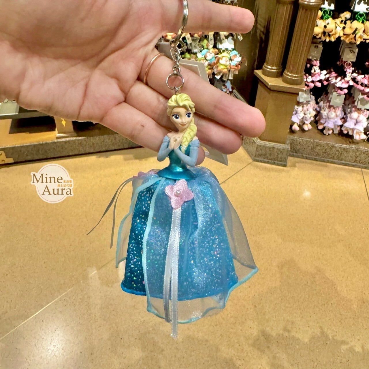 艾莎 Elsa 立體公仔站姿 禮服造型 吊飾 鑰匙圈 冰雪奇緣 Frozen -上海迪士尼樂園