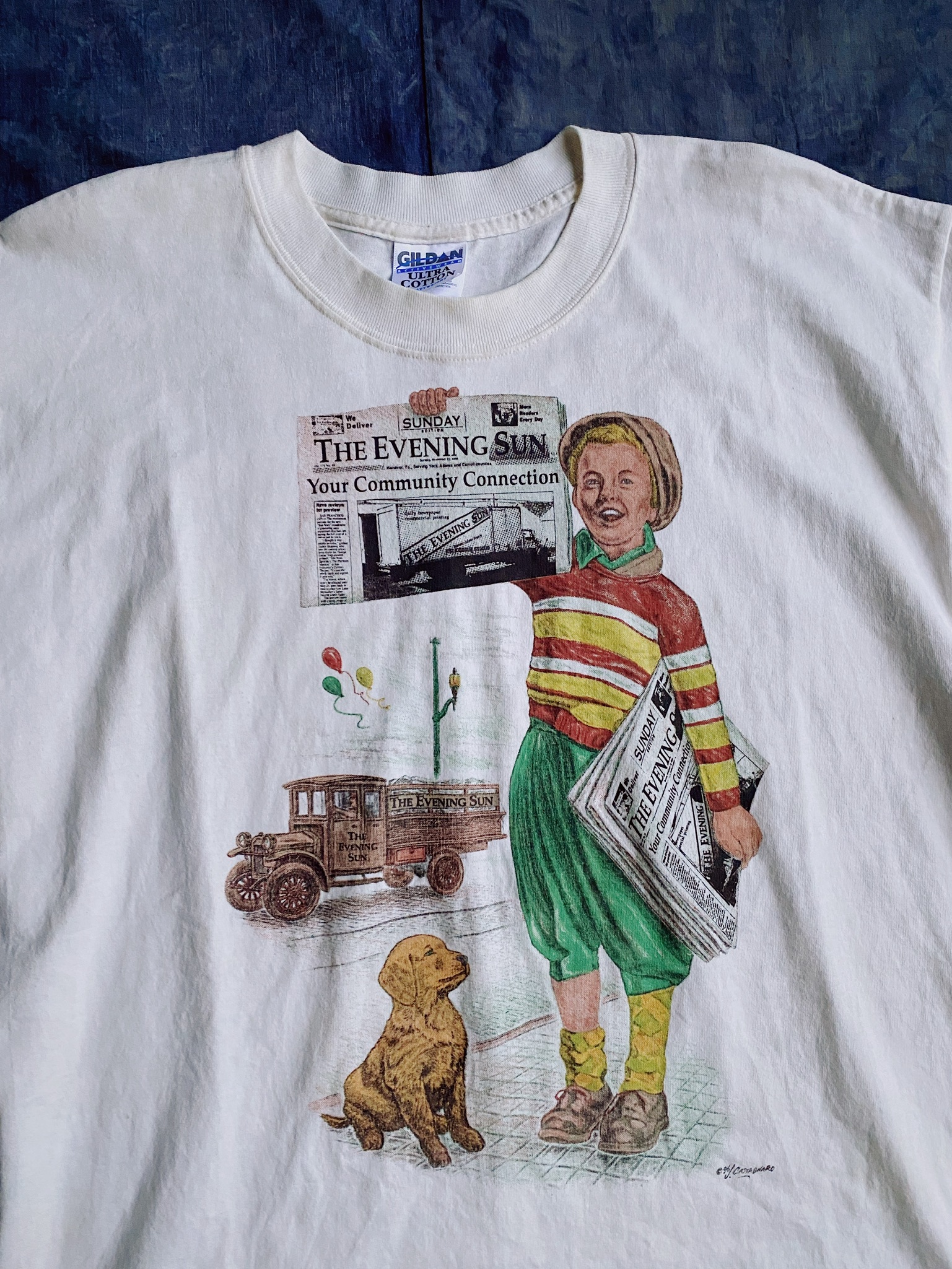 Vintage The Evening Sun T-shirt / 美國《太陽晚報》插畫圖騰短踢