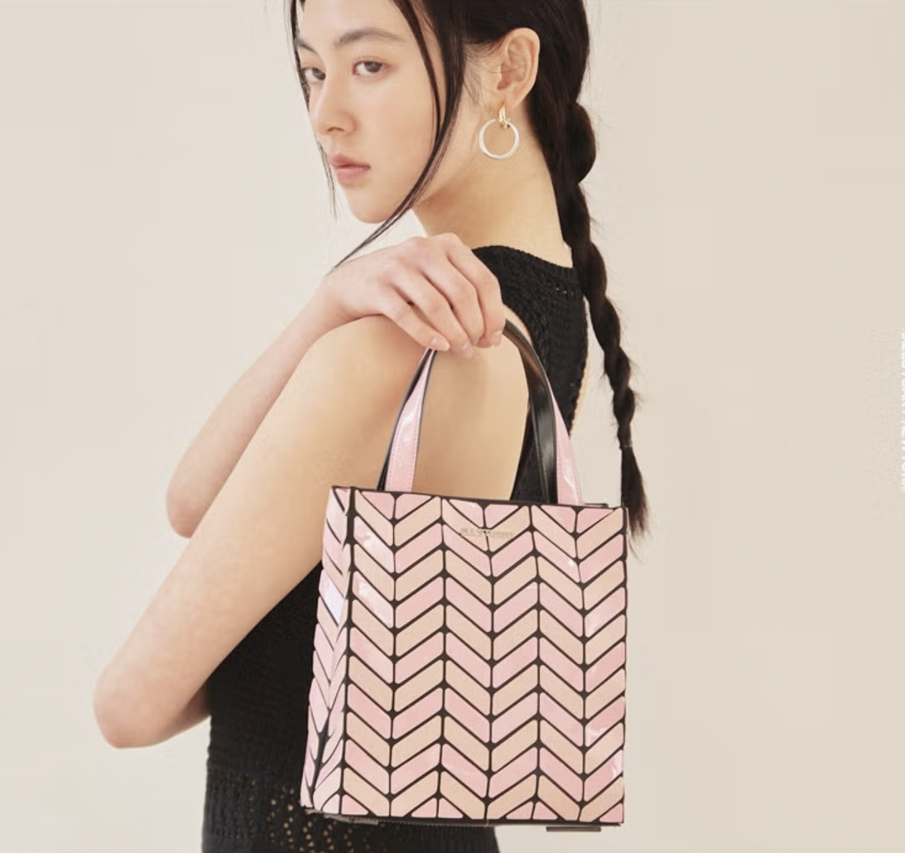 トートバッグ JILLSTUART MULTI-COLOR ROSELLA MUSE SHOULDER BAG Designer fashion, Seoul-fully created | W Concept