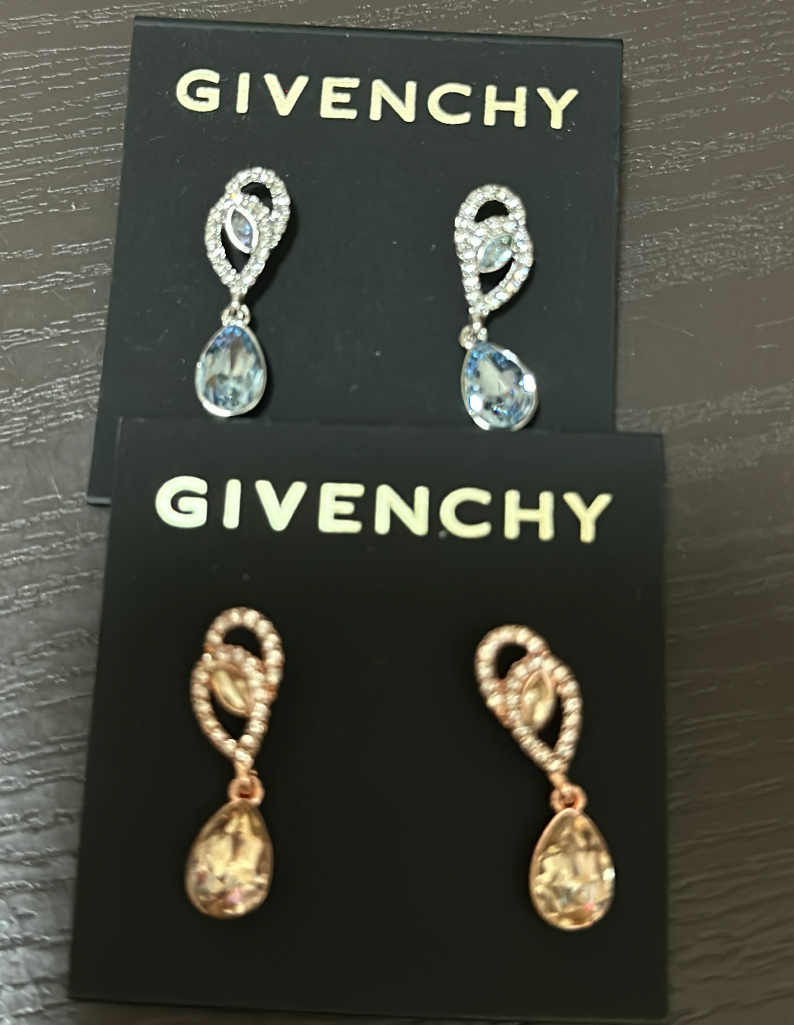 cc14009** givency 耳環