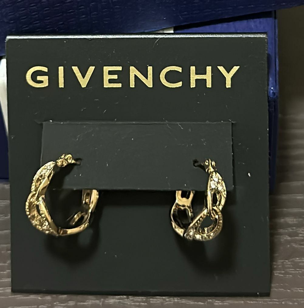 cc14012** givency耳環