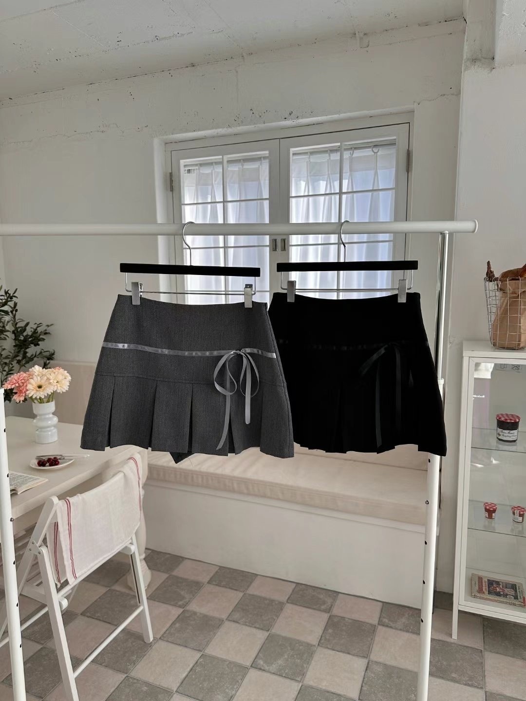 KR RIBBON SKIRT (2 COLORS)