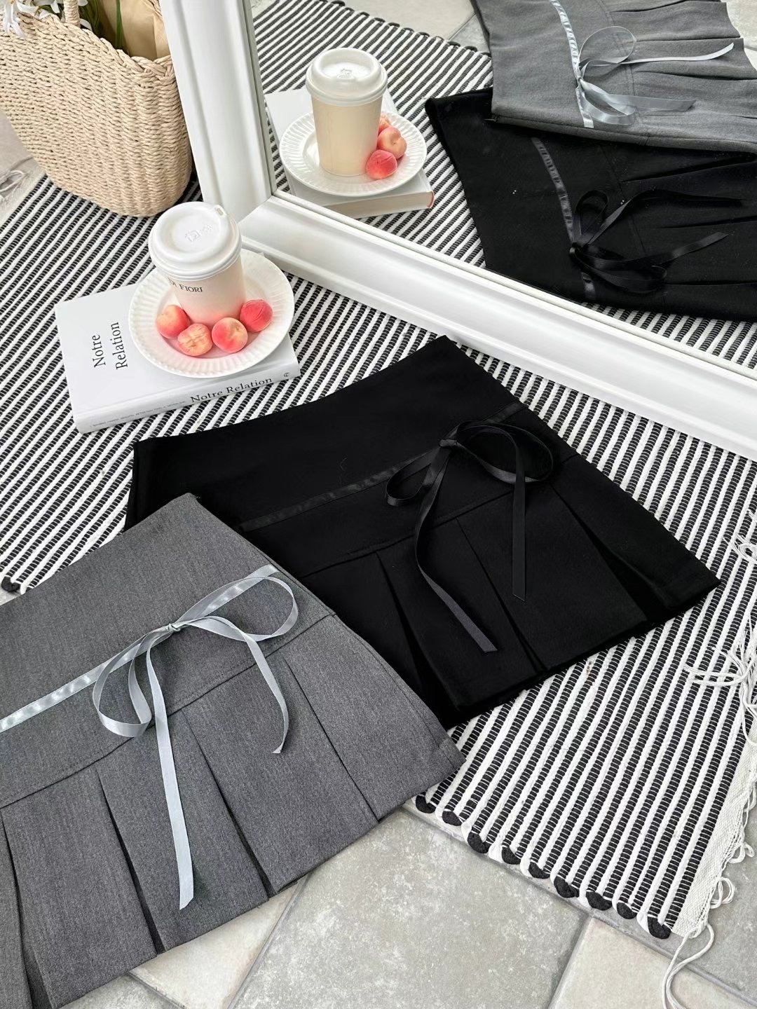 KR RIBBON SKIRT (2 COLORS)