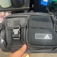 [S] ADIDAS AMPLIFIER 2 CROSSBODY,BLACK/WHITE, 1555139-150CU (SAD197)