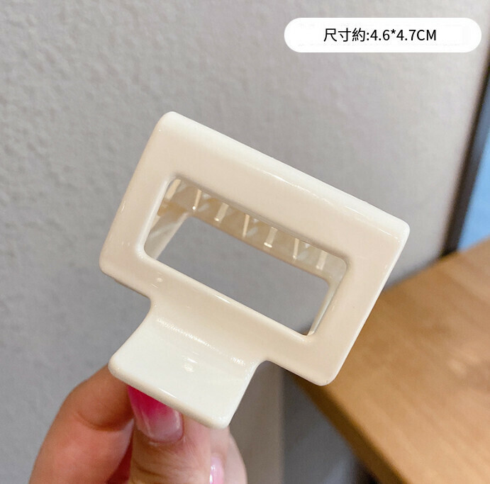 新款氣質髮夾（奶白）