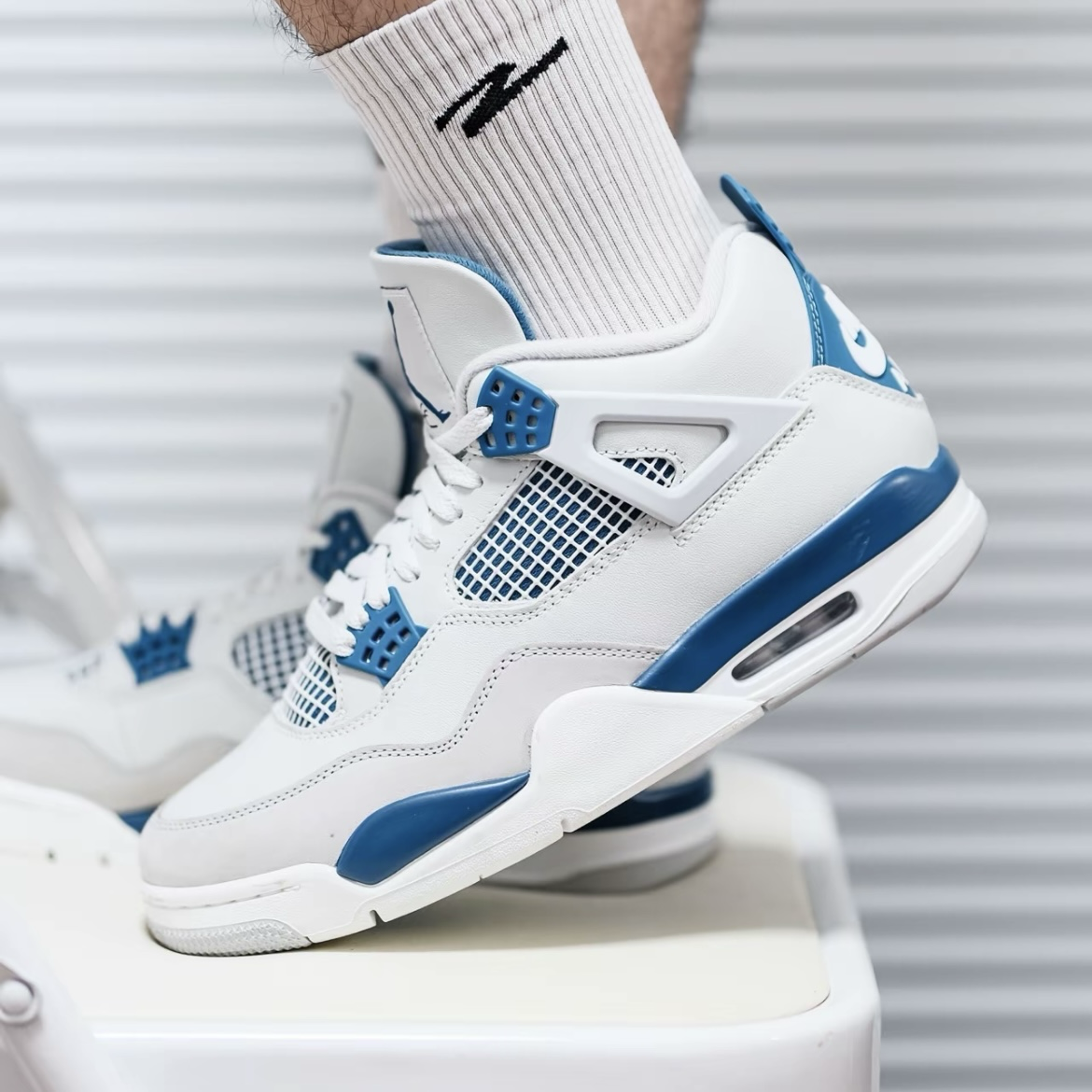 Nike Air Jordan 4 Retro Industrial Blue 軍隊藍 白藍灰 經典復刻 AJ4 2024年版