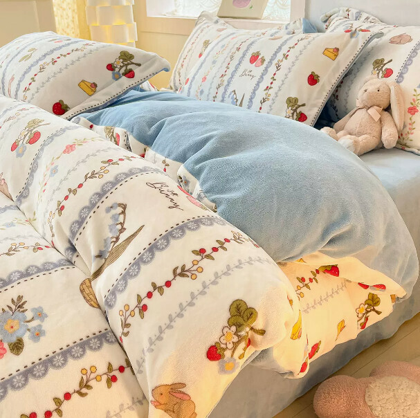 Popular four-piece milk velvet bed set (Secret Paradise [constant temperature + warm lock + no static electricity] [1.5-meter bed (four-piece set of bed sheets) suitable for 200*230cm quilt core])