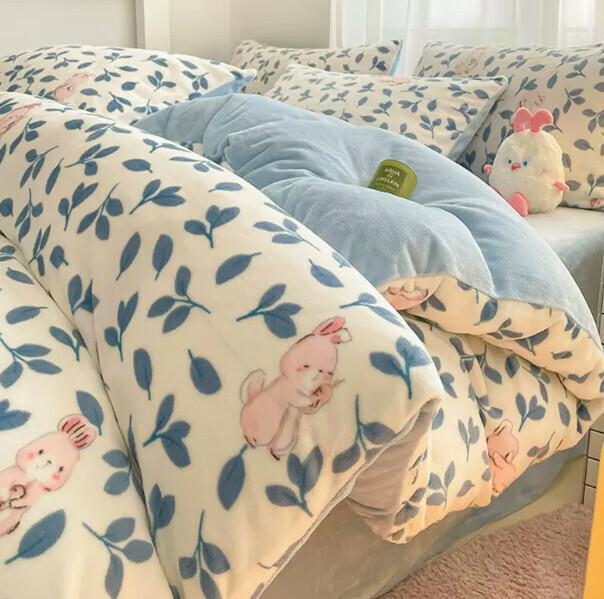 Popular four-piece milk velvet bed set (R velvet cute rabbit [constant temperature + warm lock + no static electricity] [1.2-meter bed (three-piece bed sheet set) suitable for 150*200cm quilt core])
