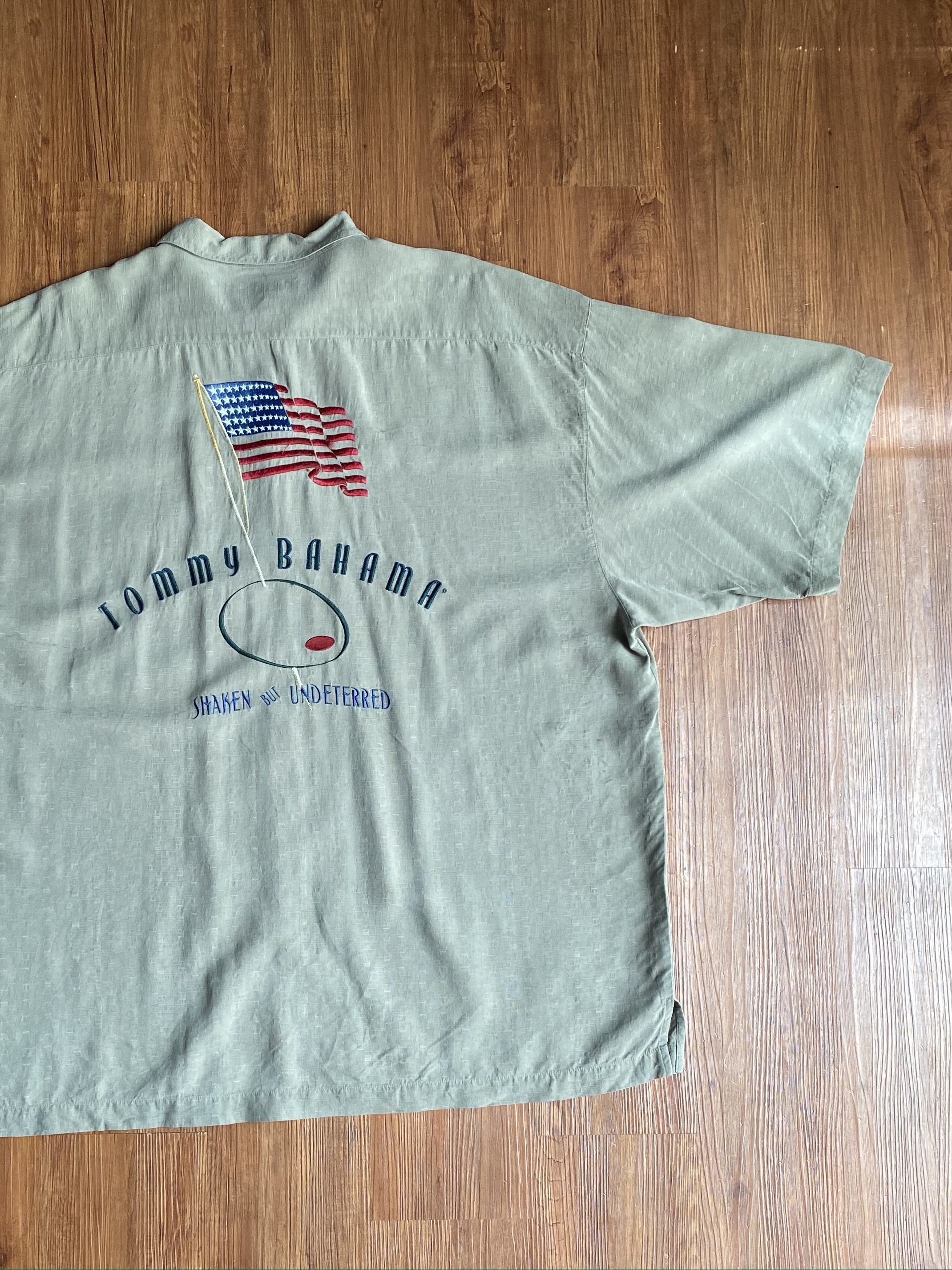 TOMMY BAHAMA Aloha shirts / 背後刺繡襯衫-灰