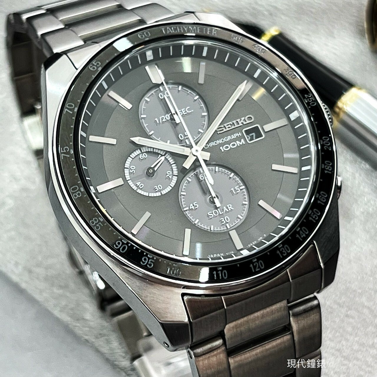 【SEIKO 精工 】Chronograph 黑面競速太陽能三眼計時男錶 V176-0AZ0H 44mm 現代鐘錶