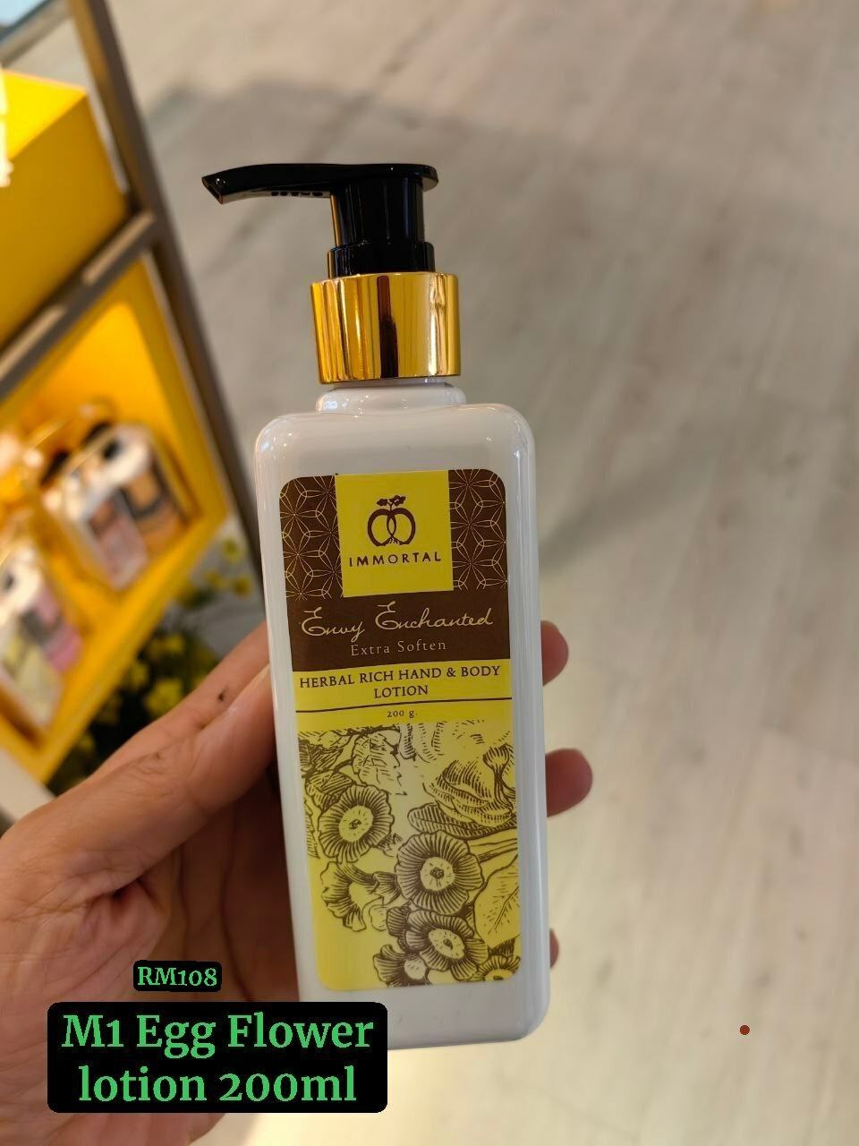 M1 Herbal Rich Hand /Body Lotion - EGG FLOWER 鸡蛋花味 200ml