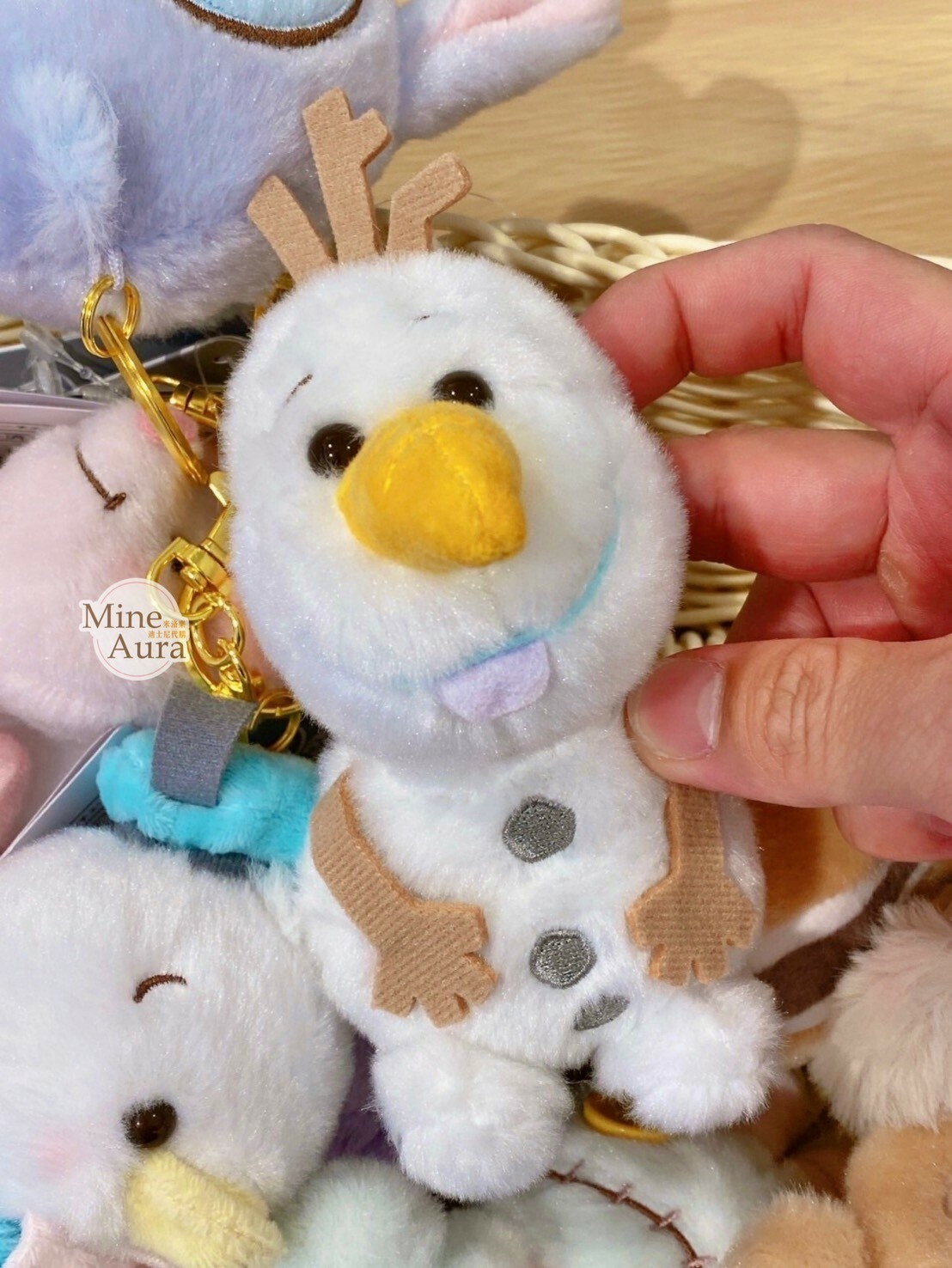 (現貨) 日本代購 ❘ 雪寶 Olaf 粉嫩豆豆眼 絨毛 鑰匙圈 吊飾 冰雪奇緣 Frozen -日本迪士尼商店