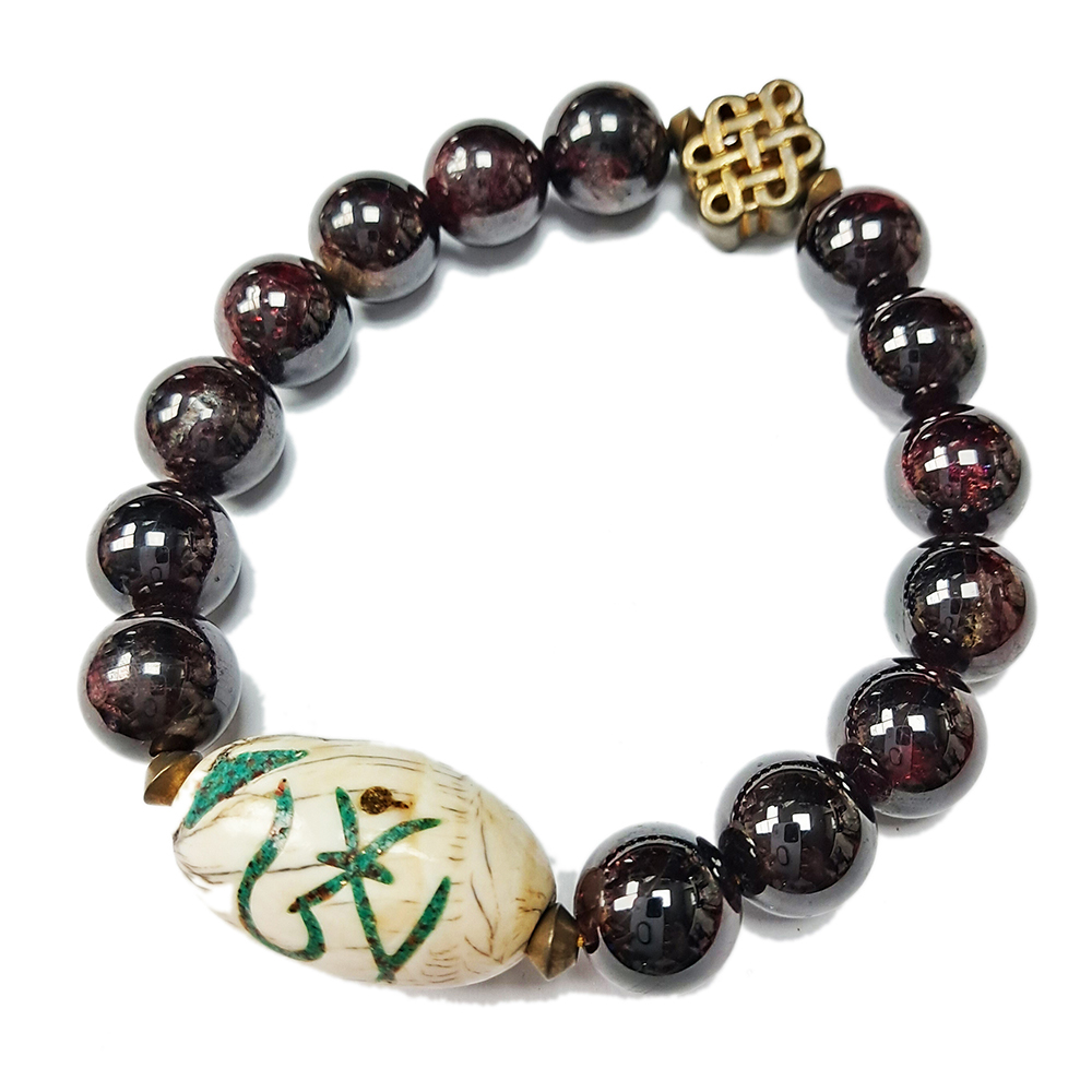 嗡{老硨磲}&吉祥結&紅石榴手珠10mm【十方】128423