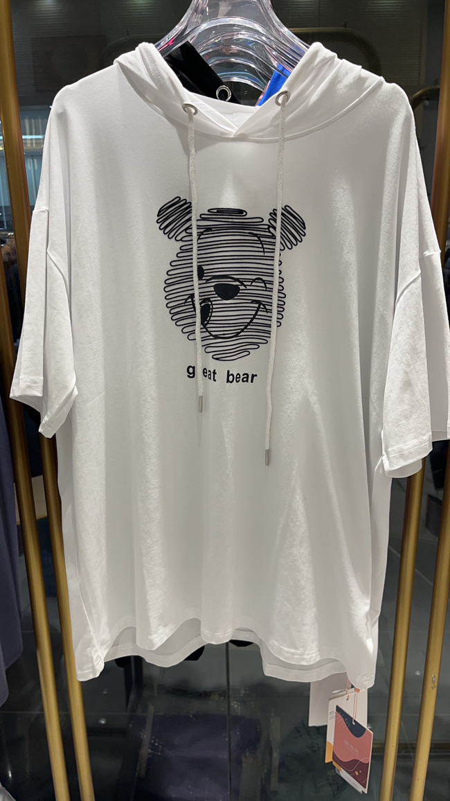 小熊維尼連帽t-兩色