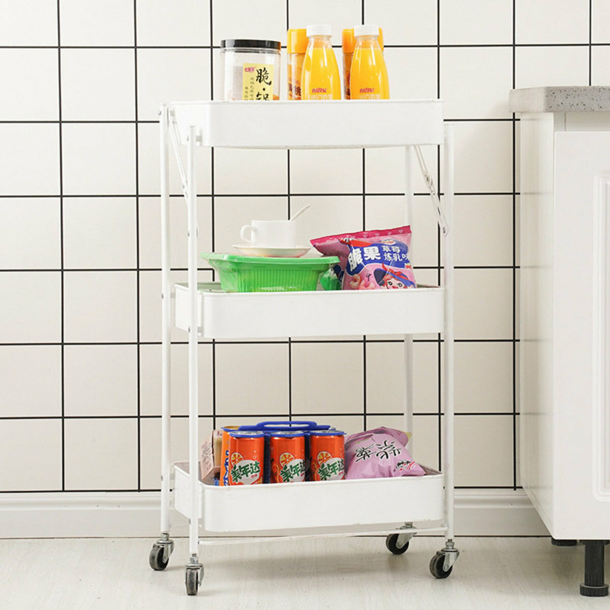 Three-tier foldable kitchen storage rack with wheels Kitchen trolley Outdoor storage trolley Garden barbecue Trolley Multi-layer storage Storage Shelf installation-free folding mobile storage trolley (white)