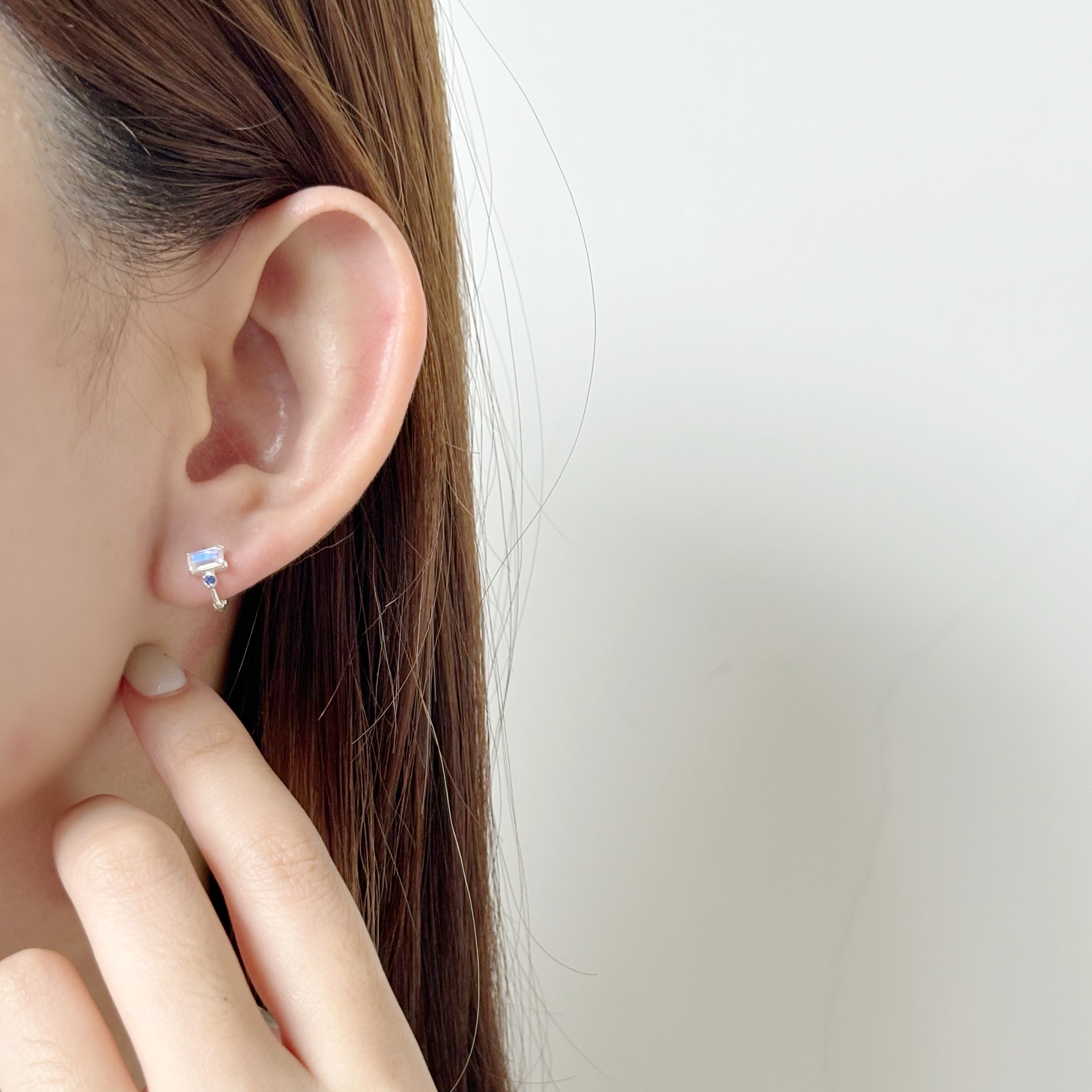 細方月光藍寶石小耳圈