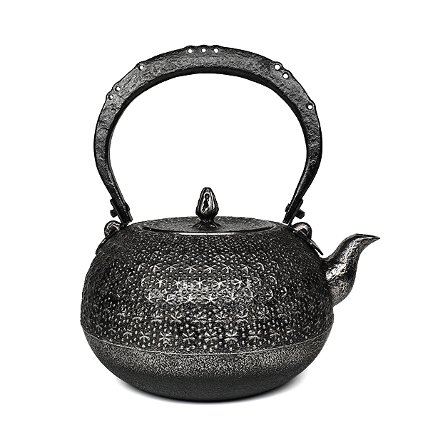 【薰山工房】布團型 本龜甲 砂鐵壺 1.6L