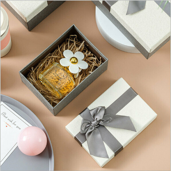 Gift Storage Box - Valentine's Day Bow Gift Box (Single) (White Cover Gray Bottom Size: Large 25*19.7*10CM)