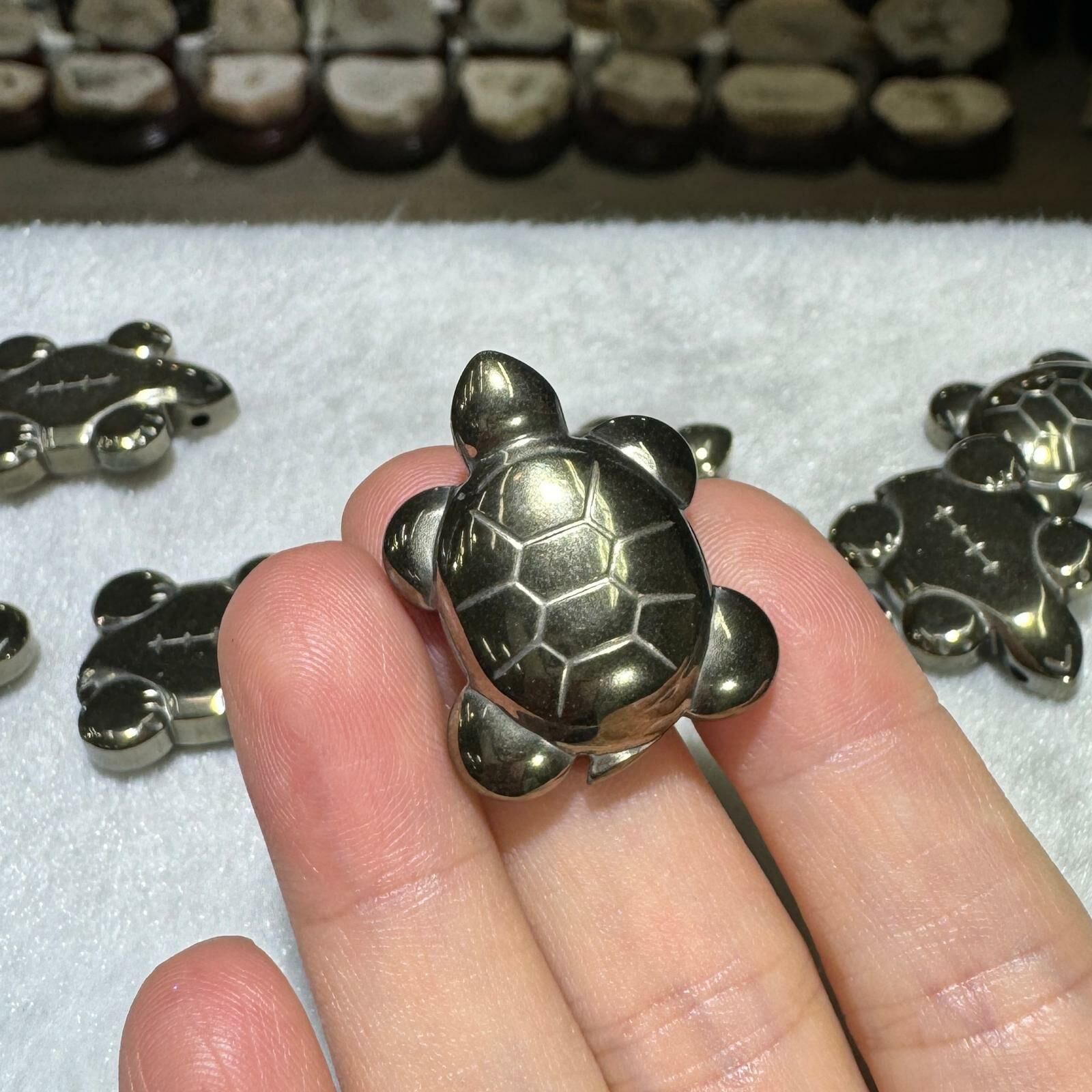 黃銅礦 龜龜（有打孔）