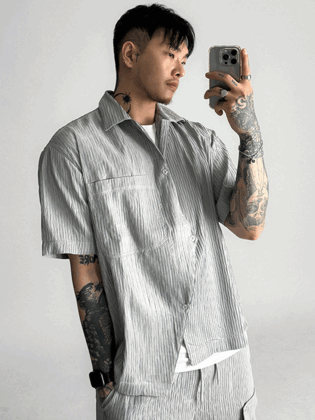 Molt尼龍褶皺不對稱短袖襯衫