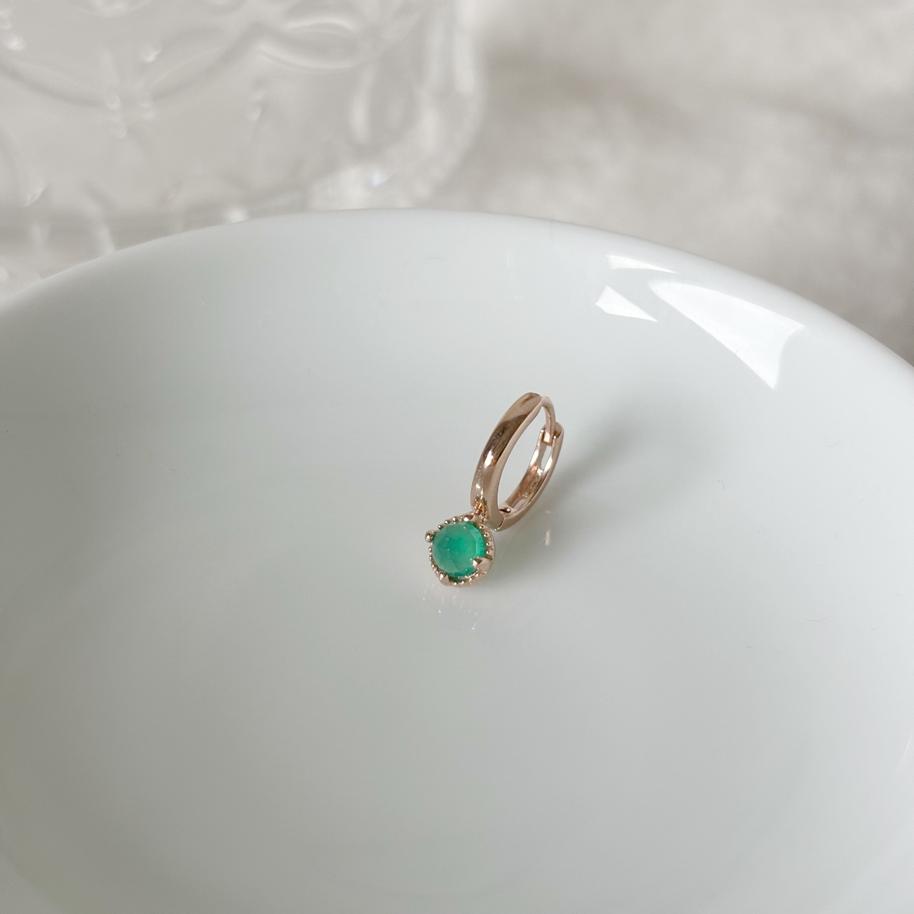 杯子蛋糕綠瑪瑙扣式耳圈