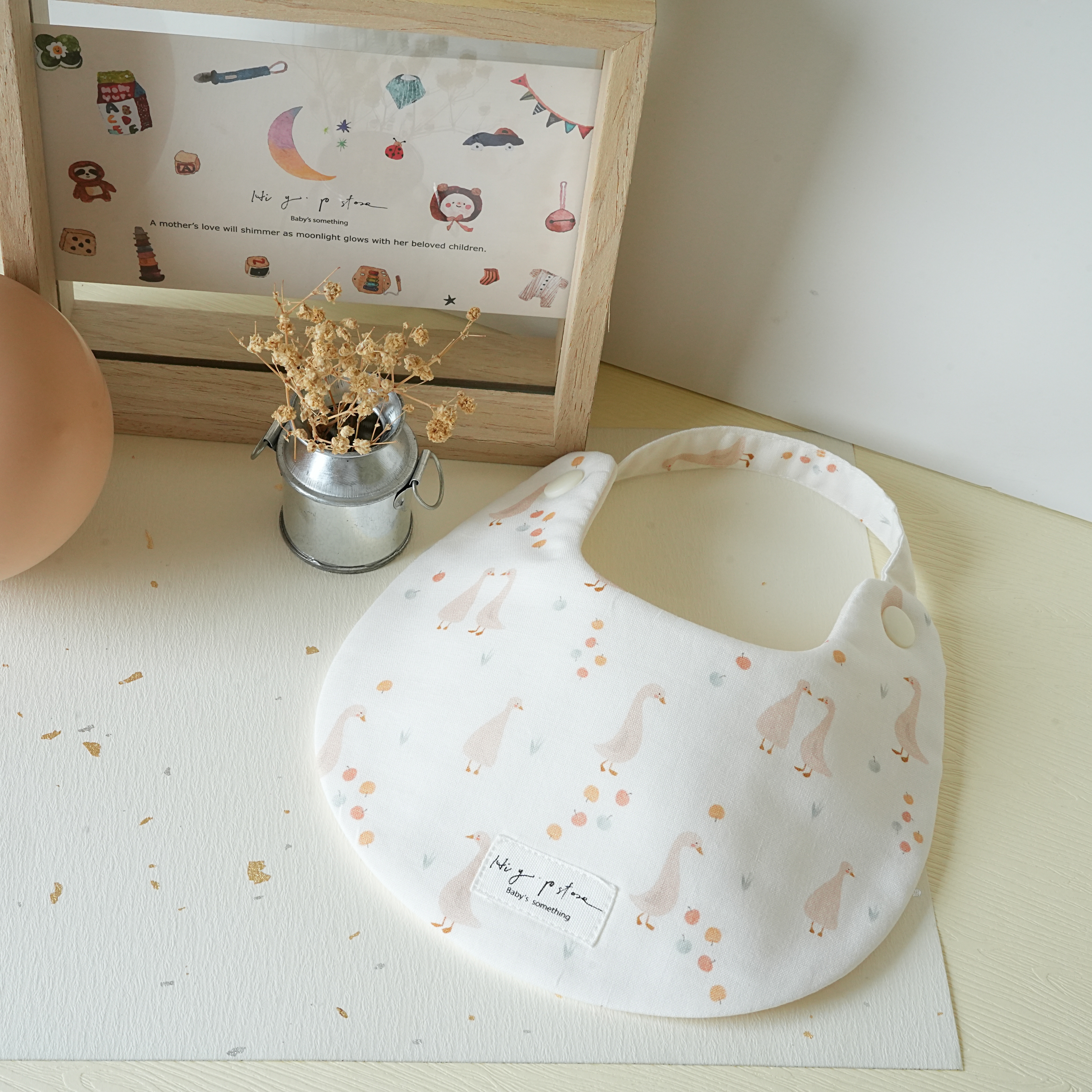 Hi Y.P store-手作圍兜-白鵝蘋果園