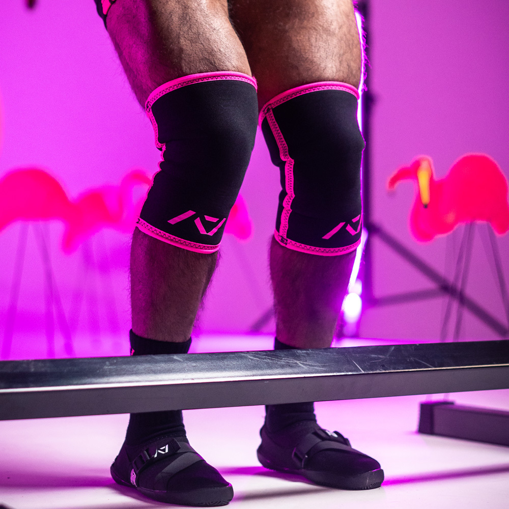 Hourglass Knee Sleeves - Flexi / Rigor Mortis