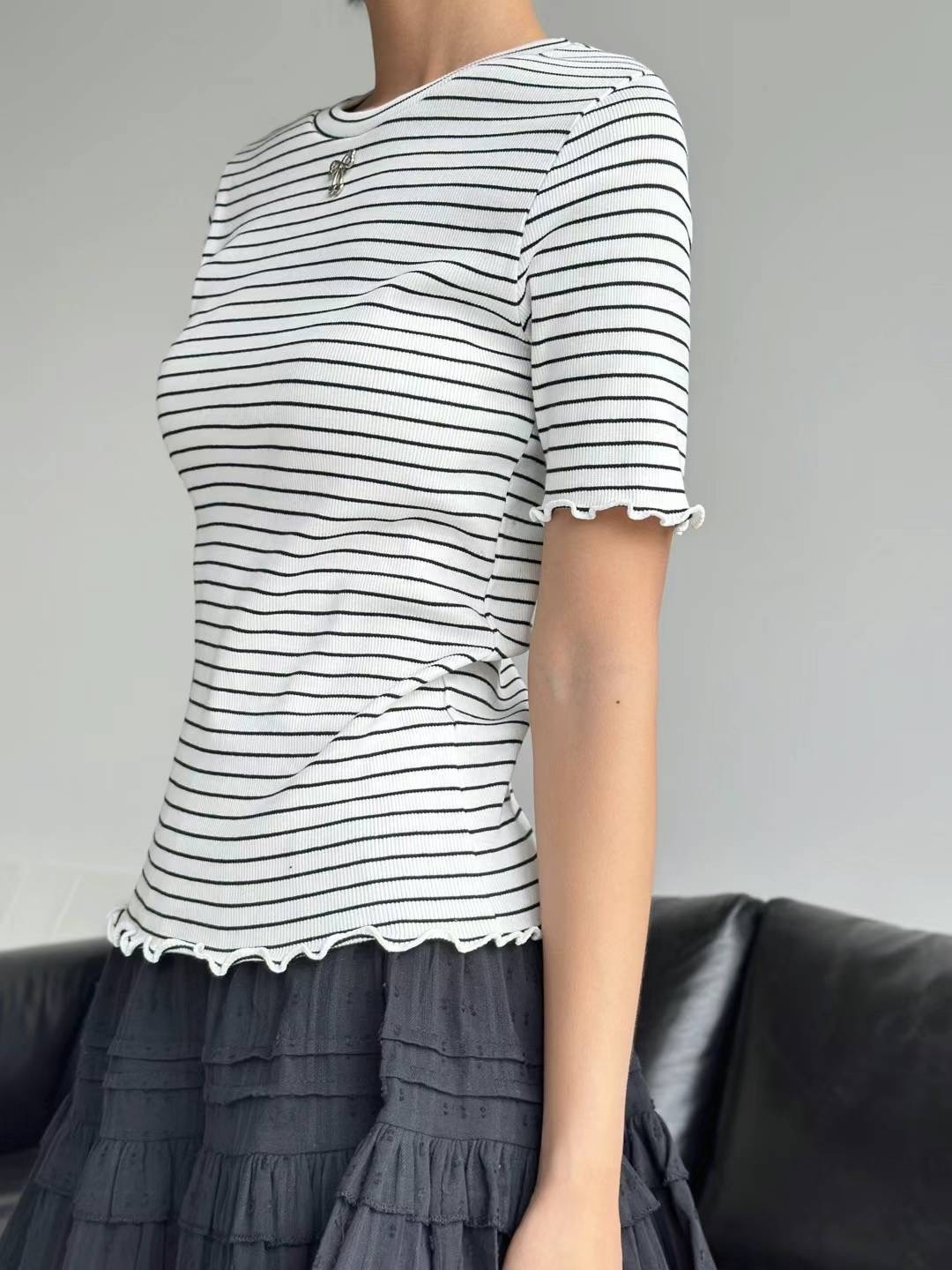 木耳捲邊條紋T