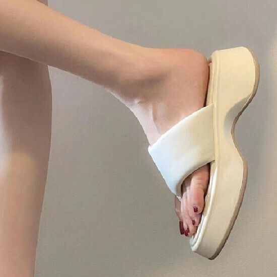 Hot selling flip-flops [off-white] [size 35-40] (please contact customer service to confirm the delivery size after placing the order)
