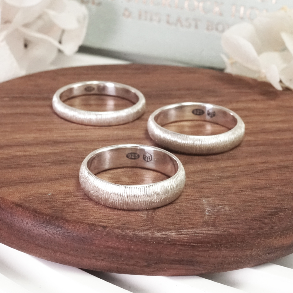 質感銀戒 圓弧直紋設計 925純銀戒指 刻字戒指 客製化訂製 男戒 女戒 中性戒指