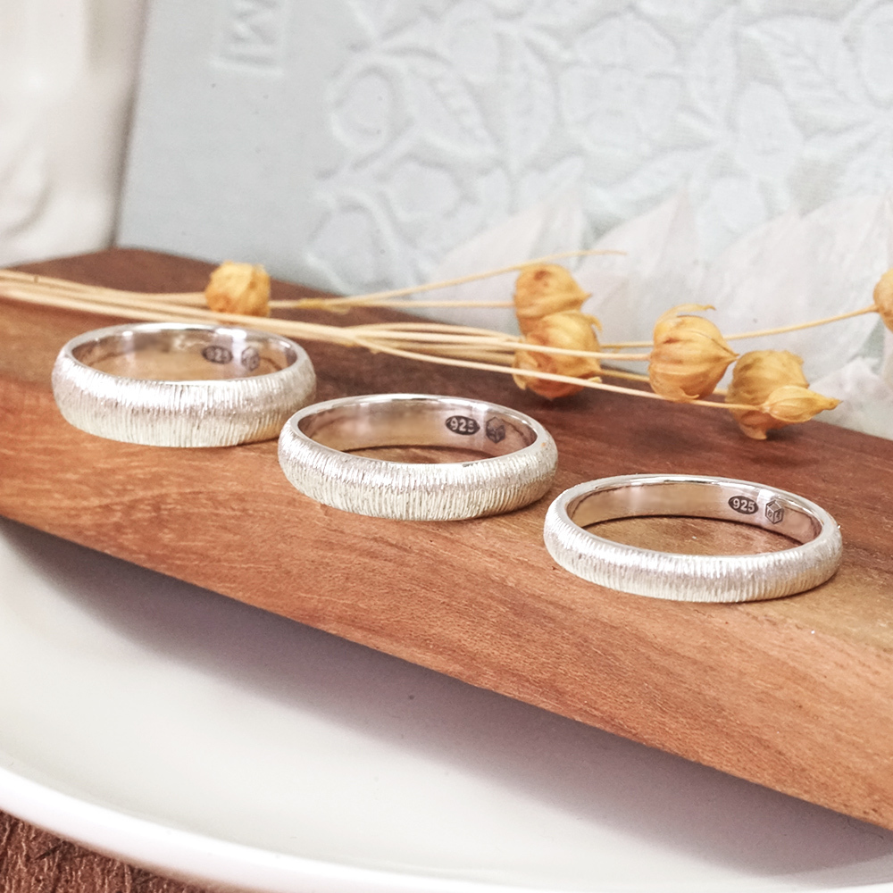 質感銀戒 圓弧直紋設計 925純銀戒指 刻字戒指 客製化訂製 男戒 女戒 中性戒指
